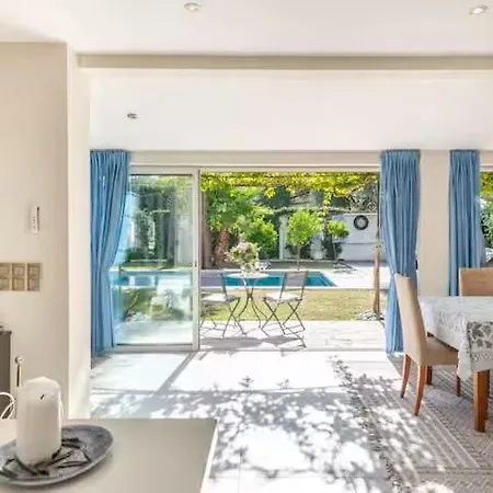 Petit - Cap D'antibes Antibes